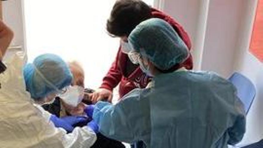 Centro De Día Para Personas Mayores Dependientes Tres Forques