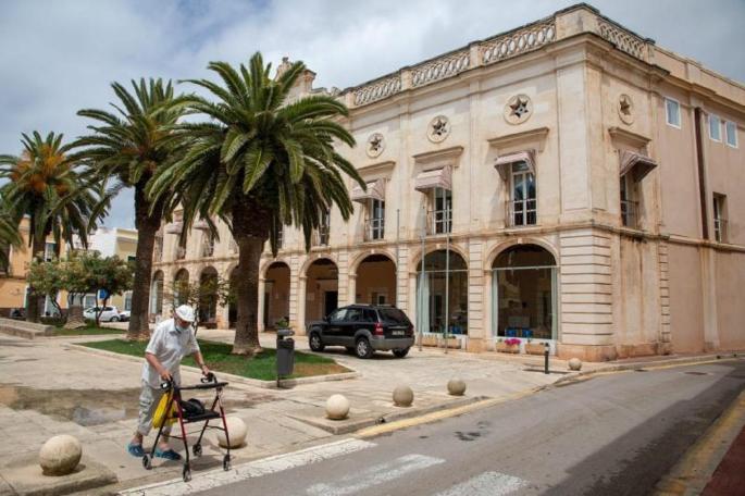 Residencia Geriátrica Y Centro De Día Es Mercadal